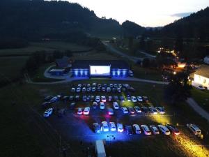 Poljana avtokino od zgoraj